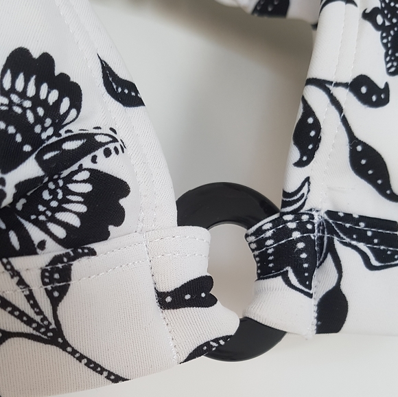 [AQUA ROSE] Floral Bikini Top - Picture 7 of 12